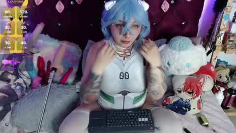 Snapshot of aiko_yagami chatting on 09.29.25 Aiko online show from 09.29.25