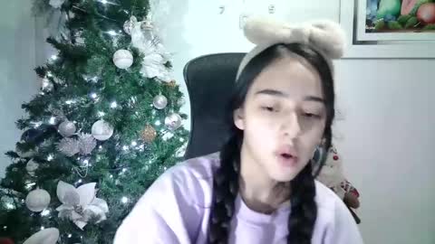 Snapshot of aineangeel chatting on 12.04.24 AINE online show from 12.04.24