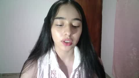 Snapshot of aineangeel chatting on 09.12.25 AINE online show from 09.12.25