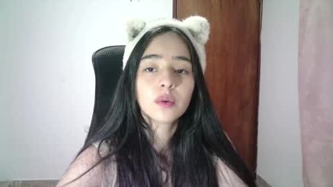 Snapshot of aineangeel chatting on 09.13.25 AINE online show from 09.13.25