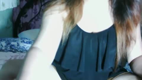 Snapshot of aislahrose chatting on 01.15.25 rosie online show from 01.15.25