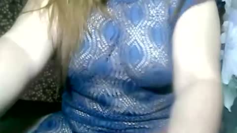 Snapshot of aislahrose chatting on 01.30.25 rosie online show from 01.30.25