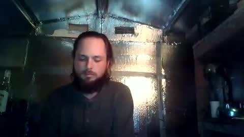 Snapshot of akki175 chatting on 10.31.25 Jay online show from 10.31.25