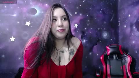 Snapshot of alana_cruz11 chatting on 11.18.25 Alana online show from 11.18.25