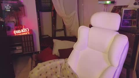 Snapshot of alaskagrace chatting on 03.12.25 Alaska Grace online show from 03.12.25