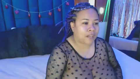 Snapshot of alba_sex10 chatting on 01.25.25 alba online show from 01.25.25