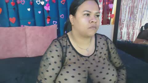 Snapshot of alba_sex10 chatting on 02.21.25 alba online show from 02.21.25