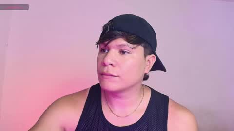 Snapshot of alejandro_vt chatting on 10.12.25 Alejandro G online show from 10.12.25