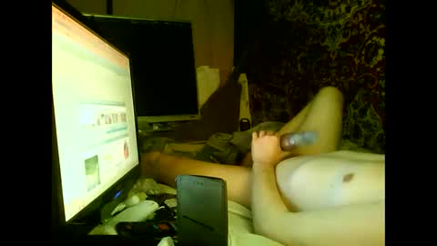 Snapshot of alekss4 chatting on 02.18.25 alekss4 online show from 02.18.25