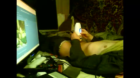 Snapshot of alekss4 chatting on 02.18.25 alekss4 online show from 02.18.25