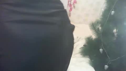 Snapshot of alenablack chatting on 12.05.24 Luly online show from 12.05.24