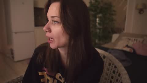 Snapshot of alexa_feels chatting on 10.18.25 Little Duck homie online show from 10.18.25