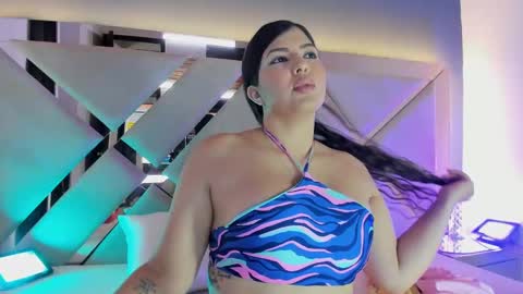 Snapshot of alexa_jhomson chatting on 10.25.25 Alexa Jhomson online show from 10.25.25