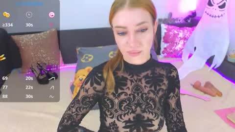 Snapshot of alexa_stoun chatting on 10.29.25 Alexa online show from 10.29.25