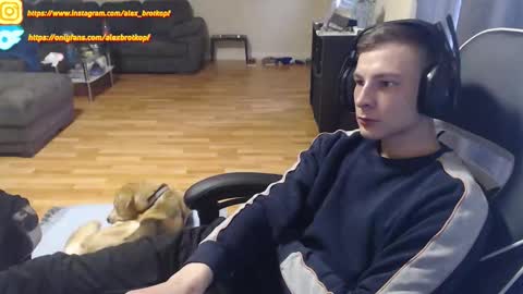 Snapshot of alexbrotkopf chatting on 10.17.25 Alex online show from 10.17.25