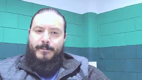 Snapshot of alextambet chatting on 01.14.25 alextambet online show from 01.14.25