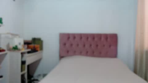 Snapshot of alia_lombardi chatting on 10.18.25 Alia      Anjali  online show from 10.18.25