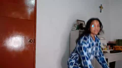 Snapshot of alia_lombardi chatting on 10.29.25 Alia      Anjali  online show from 10.29.25