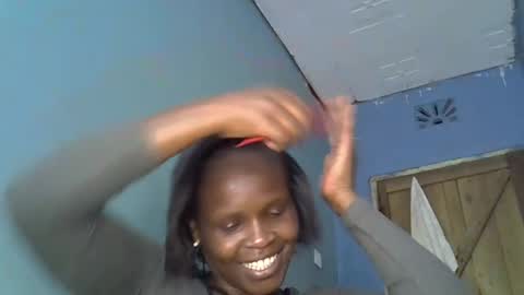 Snapshot of alic_crazy chatting on 11.03.25 alic_crazy online show from 11.03.25