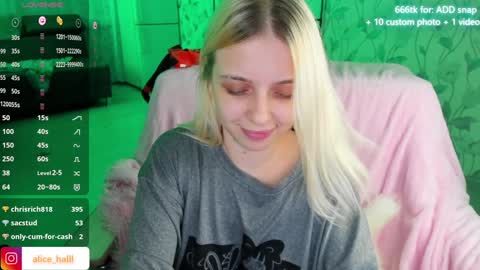 alice_halle online show from 12.08.24