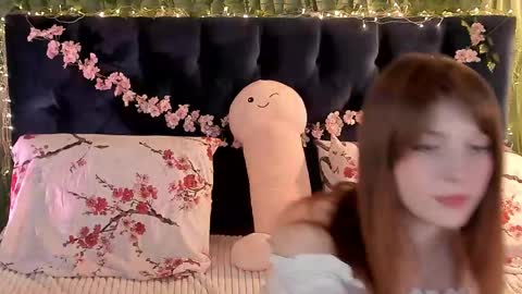 Snapshot of alice_langley chatting on 03.05.25 Alice 3 online show from 03.05.25