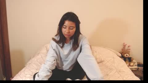 Snapshot of alice_middle01 chatting on 10.07.25 Alice online show from 10.07.25