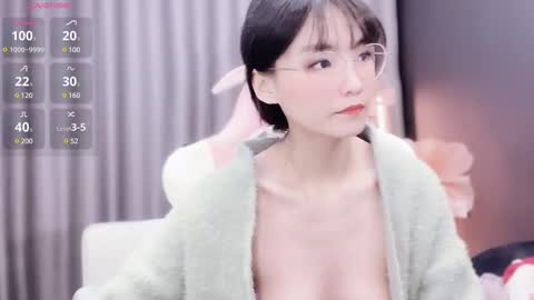 Snapshot of alicechina chatting on 02.18.25 Alice online show from 02.18.25