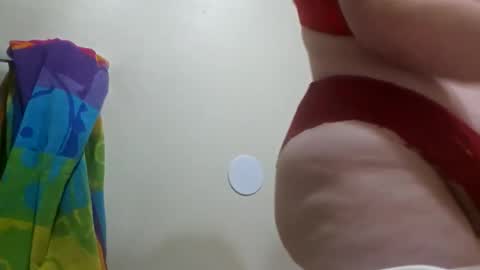 Snapshot of aliceinwonder6669 chatting on 10.16.25 Aliceinwonder6669 online show from 10.16.25