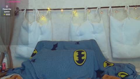 Snapshot of alicewoolfy chatting on 12.12.24 AliceWoolfy online show from 12.12.24