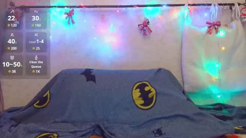 Snapshot of alicewoolfy chatting on 01.06.25 AliceWoolfy online show from 01.06.25