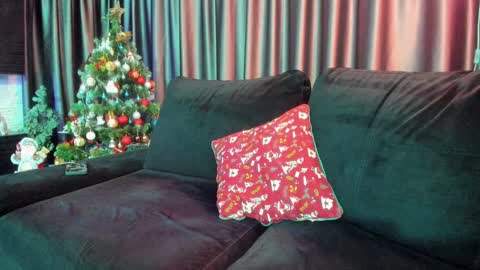 Snapshot of alicexsquirt chatting on 12.19.24 Alice online show from 12.19.24