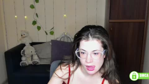 Alicia online show from 02.05.25