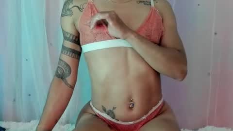 Snapshot of aliissa_moree chatting on 10.28.25 aliissa moree online show from 10.28.25