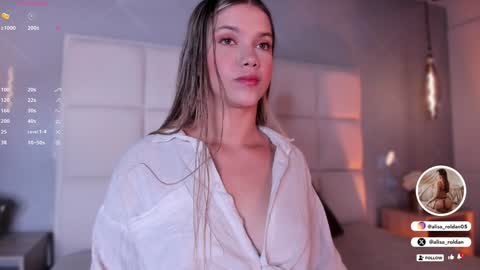 Snapshot of alisa_roldan chatting on 12.06.24 online show from 12.06.24
