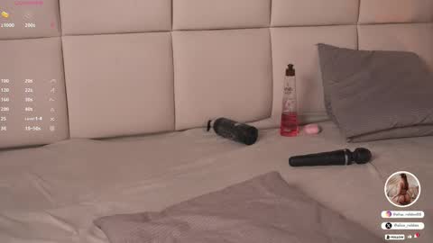 Snapshot of alisa_roldan chatting on 02.20.25 online show from 02.20.25
