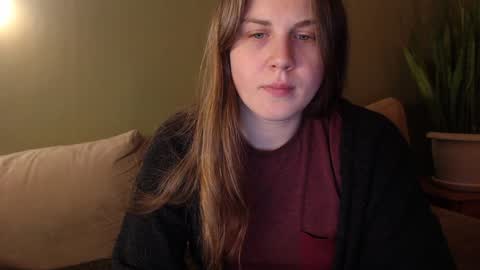 Snapshot of alisaxxxshy chatting on 12.30.24 alisaxxxshy online show from 12.30.24