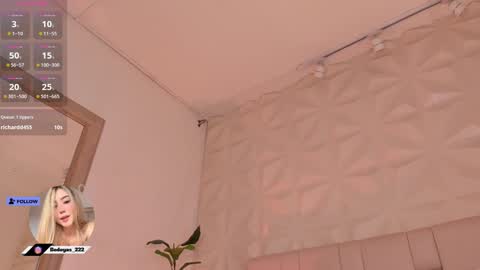 Snapshot of alison222_ chatting on 12.26.24 A L I S O N online show from 12.26.24