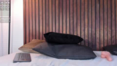 Snapshot of alison222_ chatting on 01.09.25 A L I S O N online show from 01.09.25