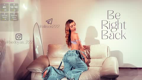 Snapshot of alison222_ chatting on 01.24.25 A L I S O N online show from 01.24.25