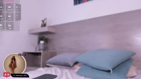 Snapshot of alison222_ chatting on 02.25.25 A L I S O N online show from 02.25.25