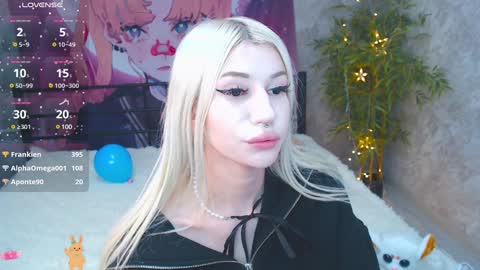 Snapshot of alison_moonlight chatting on 12.25.24 Alison online show from 12.25.24