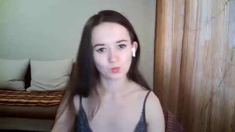 Snapshot of alkh_amare chatting on 12.14.24 Amare online show from 12.14.24