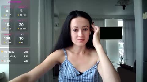 Snapshot of alkh_amare chatting on 10.09.25 Amare online show from 10.09.25