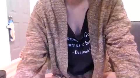 Snapshot of alliebearx chatting on 01.11.25 alliebearx online show from 01.11.25