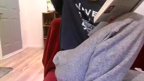 Snapshot of alliebearx chatting on 01.31.25 alliebearx online show from 01.31.25