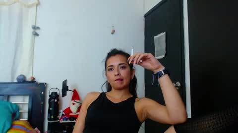 Snapshot of allyson_collins_ chatting on 12.27.24 Allyson collins online show from 12.27.24