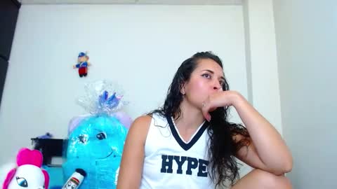 Snapshot of allyson_collins_ chatting on 09.10.25 Allyson collins online show from 09.10.25