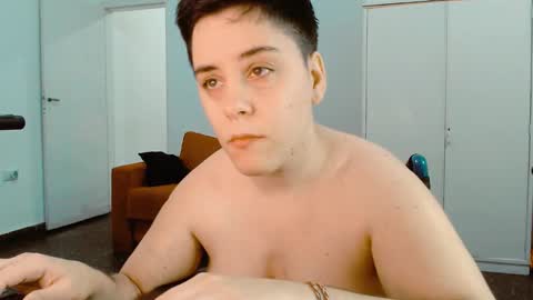 Snapshot of almondonwheels chatting on 03.01.25 Almond online show from 03.01.25