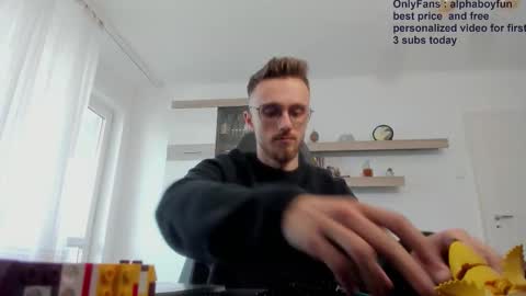 Snapshot of alphaboyfun chatting on 10.25.25 Andi online show from 10.25.25