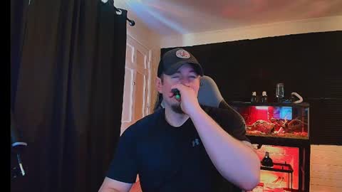 Snapshot of alphanuts101 chatting on 02.28.25 Ryno online show from 02.28.25